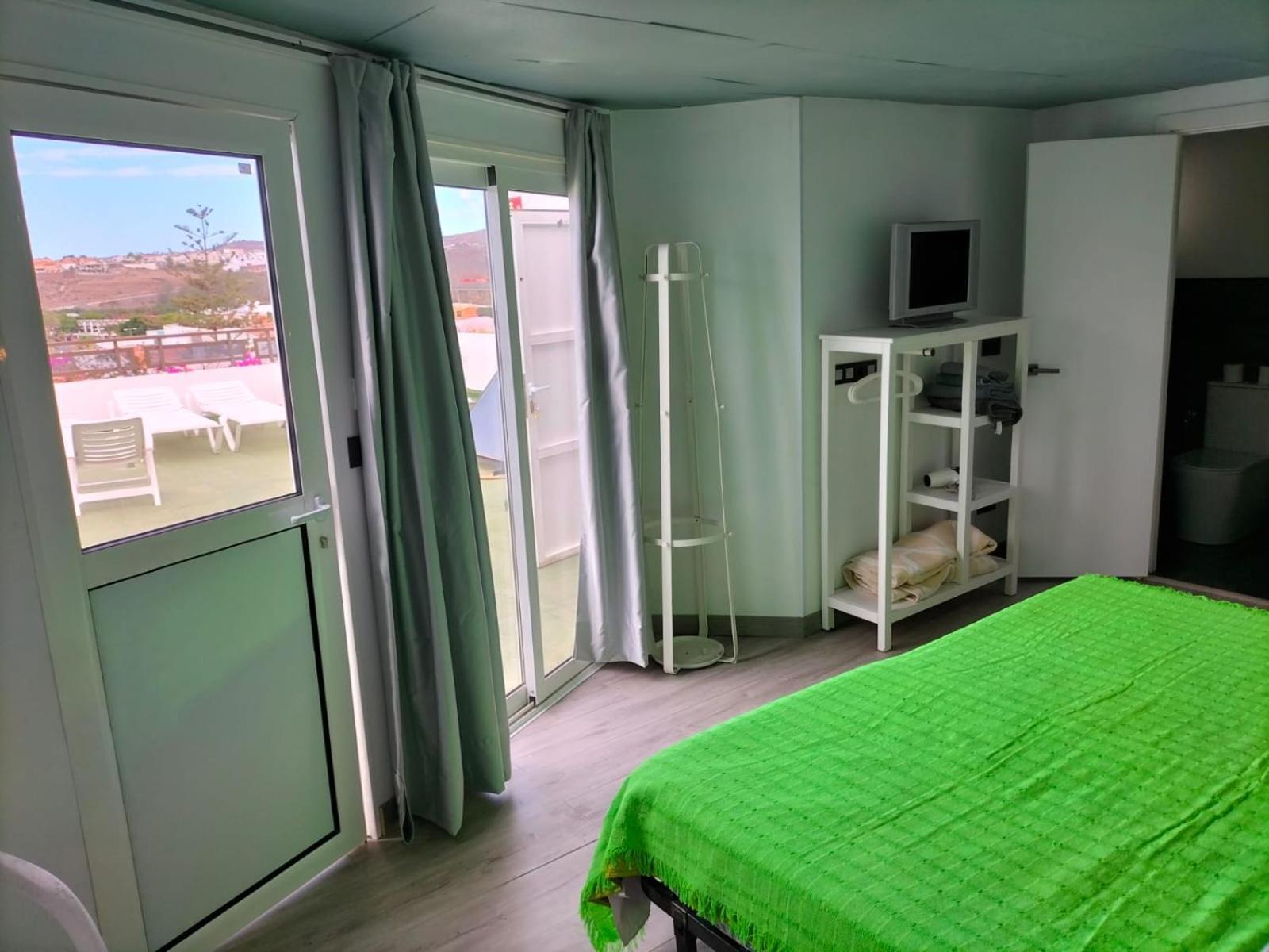 Vv Las Buganvillas Maspalomas - Cocina Y Habitaciones Con Banos Privados エクステリア 写真
