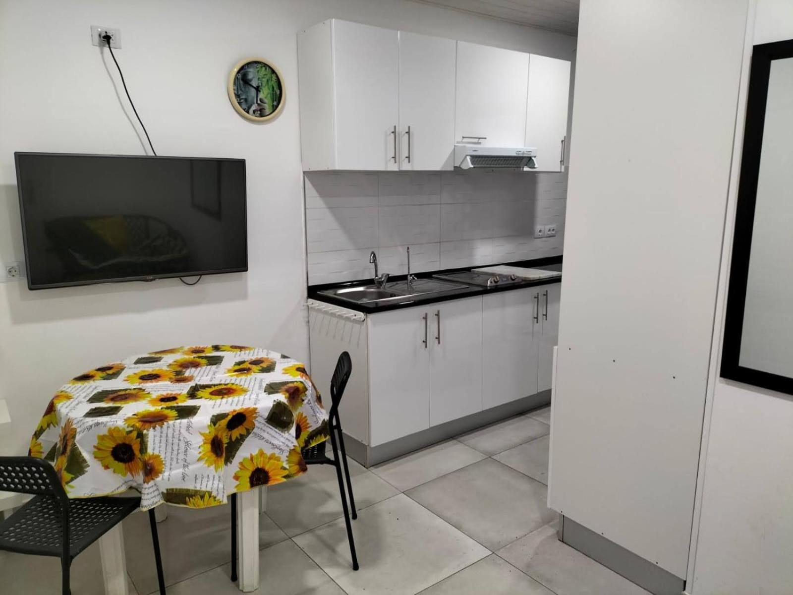 Vv Las Buganvillas Maspalomas - Cocina Y Habitaciones Con Banos Privados 部屋 写真